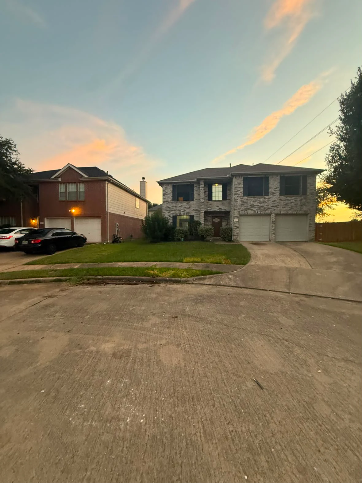 The same house and driveway clear after the 005 pickup